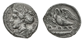 Monete Greche
Kamarina - Litra databile al periodo 409-405 a.C. - Diritto: testa diademata di ninfa a destra - Rovescio: cigno ad ali spiegate stante...