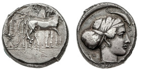 Monete Greche
Siracusa - Periodo della Seconda Democrazia (466-405 a.C.) - Tetradramma databile al periodo 430-420 a.C. - Diritto: quadriga al galopp...
