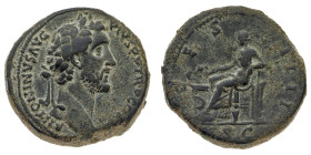Monete Romane Imperiali
Sesterzio databile al 144 d.C. - Zecca: Roma - Diritto: testa laureata dell'Imperatore a destra - Rovescio: la Salus seduta a...