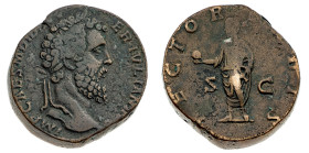Monete Romane Imperiali
Sesterzio - Zecca: Roma - Diritto: testa laureata dell'Imperatore a destra - Rovescio: Didio Giuliano stante a sinistra, tien...