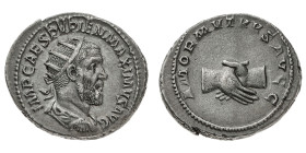 Monete Romane Imperiali
Antoniniano - Zecca: Roma - Diritto: busto radiato, drappeggiato e corazzato dell'Imperatore a destra - Rovescio: due mani ch...