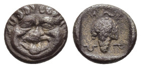 ISLANDS off THRACE. Maroneia. Obol (circa 398-385 BC).

Obv: Facing gorgoneion.
Rev: MAPΩ.
Grape bunch within incuse square.

Cf. Schönert-Geiss 354-5...