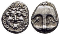 THRACE. Apollonia Pontika. Drachm (late 5th-4th centuries BC).

Obv: Upright anchor; crayfish to left, A to right.
Rev: Facing gorgoneion.

SNG Bulgar...