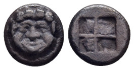 MACEDON. Neapolis. Obol (circa 500-480 BC).

Obv: Facing gorgoneion.
Rev: Quadripartite incuse square.

SNG ANS 423.

Condition: About very fine.

Wei...