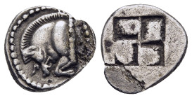 MACEDON. Stagira(?). Trihemiobol (5th century BC).

Obv: Forepart of boar left.
Rev: Quadripartite incuse square.

Traité –; SNG Copenhagen –; SNG ANS...