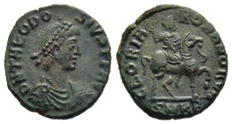 THEODOSIUS I (379-395). Follis. Thessalonica.

Obv: D N THEODOSIVS P F AVG.
Laureate, draped and cuirassed bust to right.
Rev: GLORIA ROMANORVM.
...