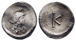 ANONYMOUS. Time of Justinian I (527-565). Half Siliqua. Constantinople.

Obv: Helmeted, draped and cuirassed bust of Constantinopolis right.
Rev: Larg...