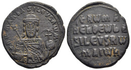 CONSTANTINE VII PORPHYROGENITUS with ROMANUS I (913-959). Follis. Constantinople.

Obv: + RωMAҺ ЬASILЄVS RωM.
Crowned facing bust of Romanus, holdi...