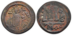 ISLAMIC. Umayyad Caliphate. temp. 'Abd al-Malik ibn Marwan (AH 65-86 / AD 685-705). Æ Fals.Standing emperor type. Dimashq (uncertain Bilad al-Sham) mi...