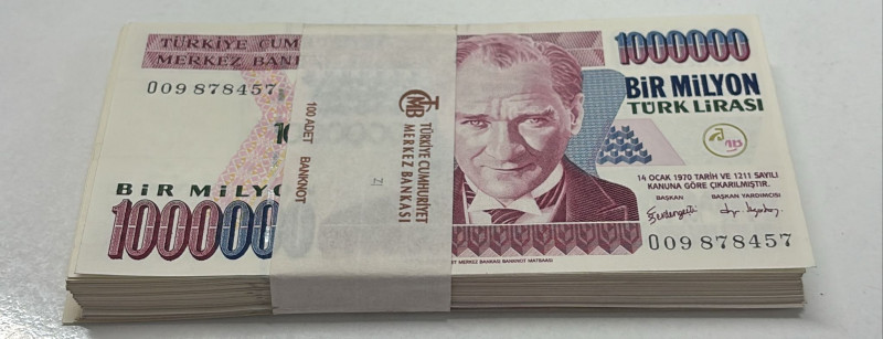 Türkiye, 1.000.000 Lira, 2002, UNC, p213, 7.Emission

BUNDLE, (Total 100 conse...