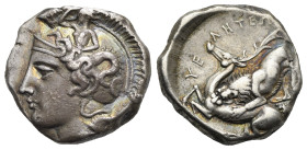 Lucania. Velia. Didrachm. Circa 440-400 BC (Silver, 20.49 mm, 7.59 g). Head of Athena left, wearing Attic helmet decorated with Skylla. Rev. YE - ΛHΤE...