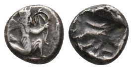 ACHAEMENID EMPIRE. Time of Artaxerxes II to Darius III, Siglos. ( 375-330 BC). Sardes.

Obv: Persian king in kneeling-running stance right, holding ...