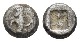 ACHAEMENID KINGS of PERSIA.Time of Xerxes II to Artaxerxes II.(Circa 420-350 BC). Sardes.Siglos.

Obv : Persian king or hero, wearing kidaris and kand...
