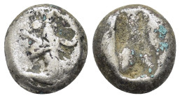 ACHAEMENID KINGS of PERSIA. Time of Artaxerxes II to Darius III (Circa 375-330 BC). Siglos.

Obv: Persian king in kneeling-running stance right, holdi...