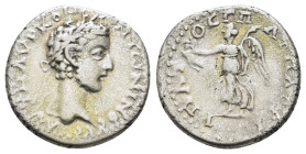 CAPPADOCIA. Caesarea. Commodus (177-192). Didrachm.

Obv: ΑΥΤ Μ ΑΥΡ ΚΟΜΟ ΑΝΤWNINOC.
Laureate head right.
Rev: YΠATOC Γ ΠAT ΠATPI.
Nike advancing left,...
