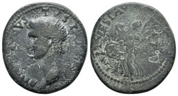 DIVUS AUGUSTUS, died 14 AD. AE Dupondius. Restitution issue. Rome. Struck under Titus, 80-81 AD. 

Obv: DIVVS • AV-GVSTVS • PATER, radiate head of Aug...