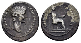 TIBERIUS.(14-37).Lugdunum.Denarius.

Obv : TI CAESAR DIVI AVG F AVGVSTVS.
Laureate head right.
Rev : PONTIF MAXIM.
Livia seated right, holding sceptre...