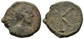 ANASTASIUS I (491-518 AD). Half Follis. Nicomedia.

Obv : D N ANASTASIVS P P AVG.
Diademed, draped and cuirassed bust right.
Rev : Large K; to left, c...