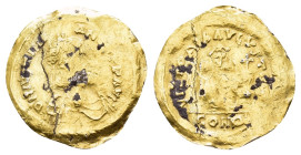 JUSTINIAN I, (527-565 AD). Ae. Semissis. Constantinople. 

Condition : Good very fine.

Weight : 1.32 gr.
Diameter : 17 mm.