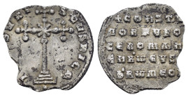 CONSTANTINE VII PORPHYROGENITUS, with ROMANUS I (913-959). Miliaresion. Constantinople.

Obv: IҺSЧS XRISTЧS ҺICA.
Cross crosslet set upon three steps,...