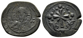 NICEPHORUS III. (1078-1081 AD). Ae. Class I Anonymous Follis. Constantinople.

Obv : IC XC to left and right of bust of Christ, nimbate, facing, right...
