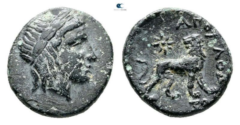 Ionia. Miletos circa 290-280 BC. 
Bronze Æ

13 mm, 1,93 g



Very Fine