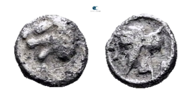 Caria. Uncertain mint circa 450-400 BC. 
Tetartemorion AR

5 mm, 0,13 g


...