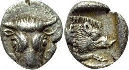 PHOKIS. Federal Coinage. Obol (Circa 485-480 BC). 

Obv: Φ - O. 
Facing head of bull.
Rev: Forepart of boar right within incuse square.

BCD Pho...