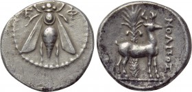 IONIA. Ephesos. Drachm (Circa 202-150 BC). Molpos, magistrate. 

Obv: Ε - Φ. 
Bee.
Rev: ΜΟΛΠΟΣ. 
Stag standing right; palm tree behind.

SNG De...