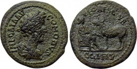 MYSIA. Parium. Commodus (177-192). Ae. 

Obv: IMP CAI Λ AV COMODVS. 
Laureate, draped and cuirassed bust right.
Rev: DEO AESC SVB / C G I H P. 
A...