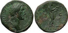 ANTONINUS PIUS (Caesar, 138). Sestertius. Rome. 

Obv: IMP T AELIVS CAESAR ANTONINVS. 
Bareheaded and draped bust right.
Rev: TRIB POT COS / PIETA...