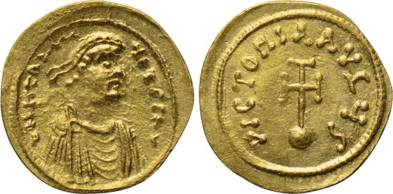 HERACLIUS (610-641). GOLD Semissis. Constantinople. 

Obv: δ N ҺЄRACLIЧS T P P...