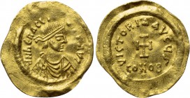 HERACLIUS (610-641). GOLD Tremissis. Constantinople. 

Obv: δ N ҺЄRACLIVS T P P AV. 
Diademed, draped and cuirassed bust right.
Rev: VICTORIA AVGЧ...