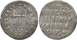 CONSTANTINE VI & IRENE (780-797). Miliaresion. Constantinople. 

Obv: IҺSЧS XRISTЧS ҺICA. 
Cross potent set on three steps.
Rev: COҺS / TAҺTIҺO / ...