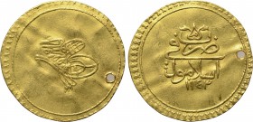OTTOMAN EMPIRE. Mahmud I (AH 1143-1168 / AD 1730-1754). GOLD 1 1/2 Findiq. Islambul (Constantinople). Dated AH 1143 (1730). 

Obv: Toughra.
Rev: Le...