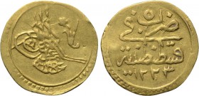 OTTOMAN EMPIRE. Mahmud II (AH 1222-1255 / AD 1808-1839). GOLD Çeyrek. Qustantiniya (Constantinople) mint. Dated AH 1223//5 (1812). 

Obv: Toughra; r...