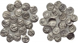 19 diobols of Apollonia Pontika. 

Obv: .
Rev: .

. 

Condition: See picture.

Weight: g.
 Diameter: mm.