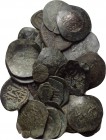 33 Byzantine coins. 

Obv: .
Rev: .

. 

Condition: See picture.

Weight: g.
 Diameter: mm.