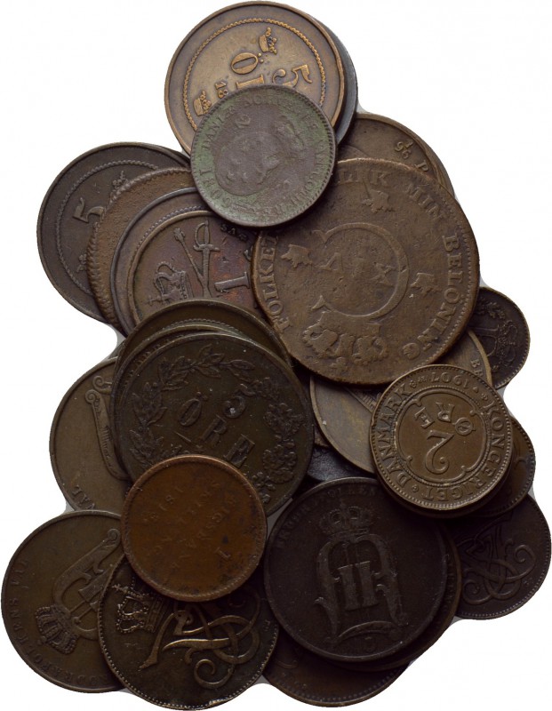 35 Scandinavian coins. 

Obv: .
Rev: .

. 

Condition: See picture.

We...