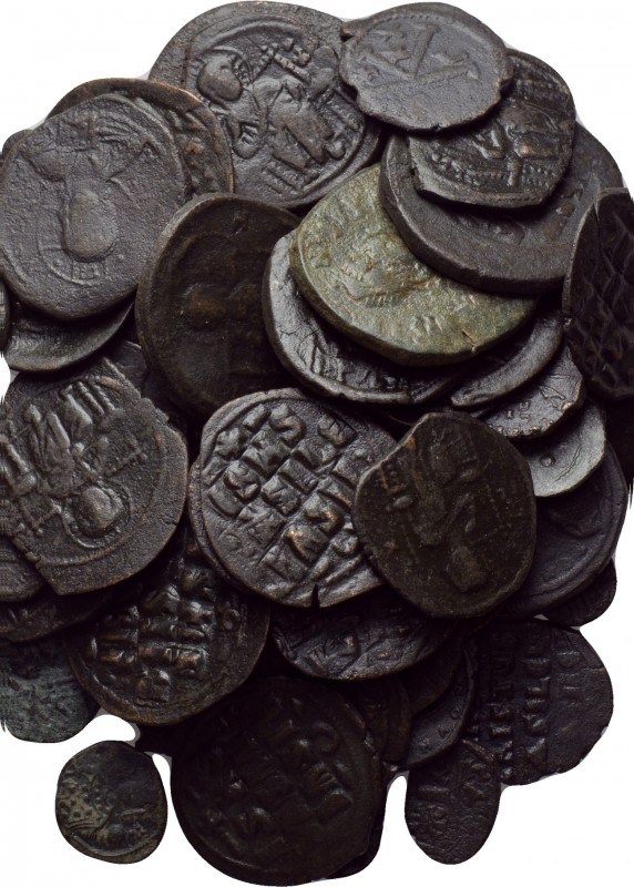 60 Byzantine coins. 

Obv: .
Rev: .

. 

Condition: See picture.

Weigh...