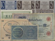 Deutschland - Sonstige: Große Schachtel mit mehr als 2000 Banknoten, überwiegend Deutsches Reich, aber auch kassenfrische Bündel Argentinien und Jugos...