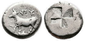 Thrace. Byzantium, circa 416-357 BC. Silver Siglos or Drachm ( 16 mm, 5.37 g). Bull standing left on dolphin, raising his right foreleg, above •ПY. Re...