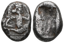 GREEK COINS ACHAEMENID EMPIRE.Time of Darios I to Xerxes II.(485-420 BC).Sardes.Siglos. Obv : Persian king in kneeling-running stance right, holding s...