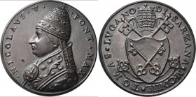 Medaillen alle Welt: Italien-Kirchenstaat, Nikolaus V. 1447-1455: Bronzemedaille o. J. (1447), auf seine Wahl zum Papst, unsigniert, Stempel von Girol...