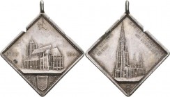 Medaillen Deutschland: Ulm: Silberne Klippe 1890 (Münsterthaler) von G. Schiller, auf die Vollendung des Münsters, Nau 263, Ulmer 5/16, 28,5 x 28,5 mm...