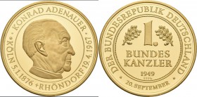 Medaillen Deutschland - Personen: Konrad Adenauer, 1. Bundeskanzler der Bundesrepublik Deutschland. 24,84 g, 999/1000 Gold. Medaille in Kapsel und Etu...