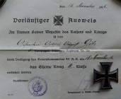 Orden & Ehrenzeichen: Eisernes Kreuz, Ausgabe 1914, II. Klasse. Eisen geschwärzt, Nadel mit Stempel 900, 15,92 g. Mit Verleihungsurkunde vom 16. Novem...
