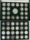 Alle Welt: Fußball Weltmeisterschaft Mexico 1986: Offizielle Kassette mit 45 diversen Münzen aus verschiedenen Ländern, überwiegend Silber, mit Fußbal...