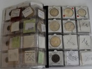 Alle Welt: Kleines Konvolut von circa 50 Münzen aus aller Welt, dabei Bayern 2 und 3 Mark Münzen, Silbermünzen aus Dänemark, Norwegen und Südafrika, e...