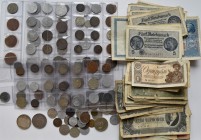 Alle Welt: Kleines Lot an Münzen und Banknoten, dabei: 2 x 3 Mark Sachsen 1913 (J. 140), Kleinmünzen (über 100 Stück) aus aller Welt mit RDR, Notgeld,...